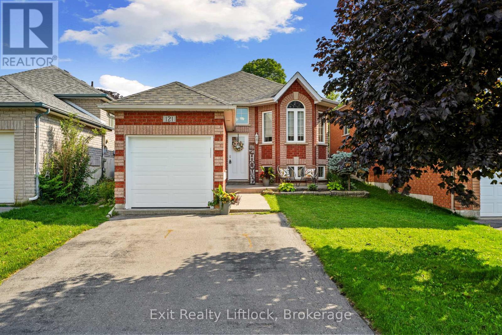 MLS® listing #30134788 for sale located at 121 HADEN AVENUE