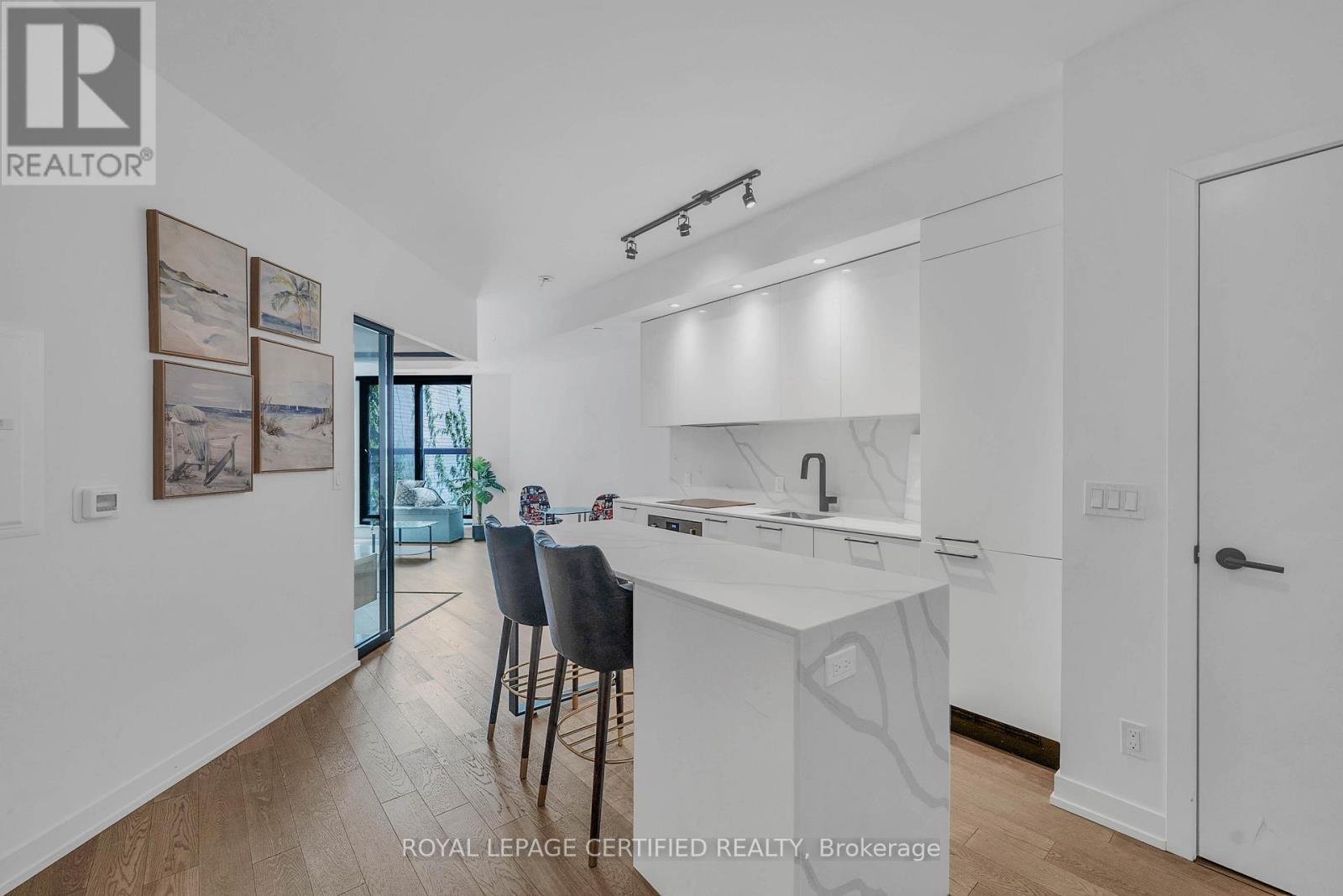 MLS® listing #30135275 for sale located at 411 - 200 SUDBURY STREET