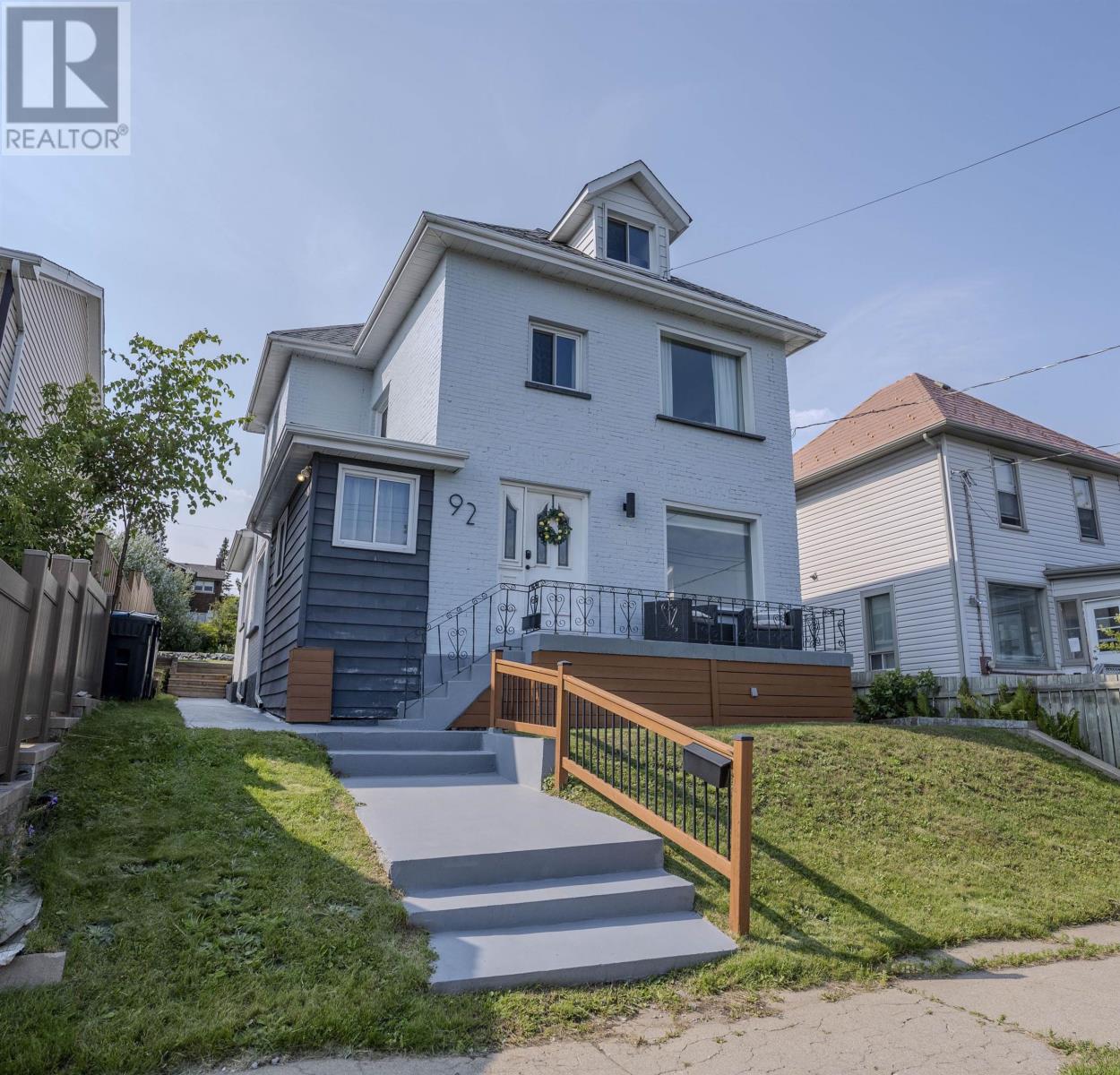 MLS® listing #30135402 for sale located at 92 JEAN ST