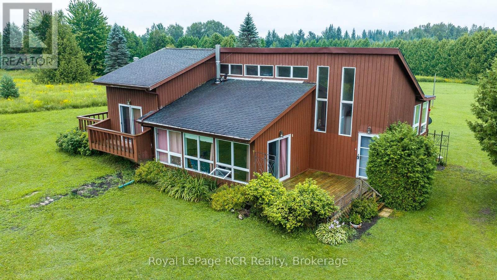 MLS® listing #30136222 for sale located at 613154 SIDEROAD 50