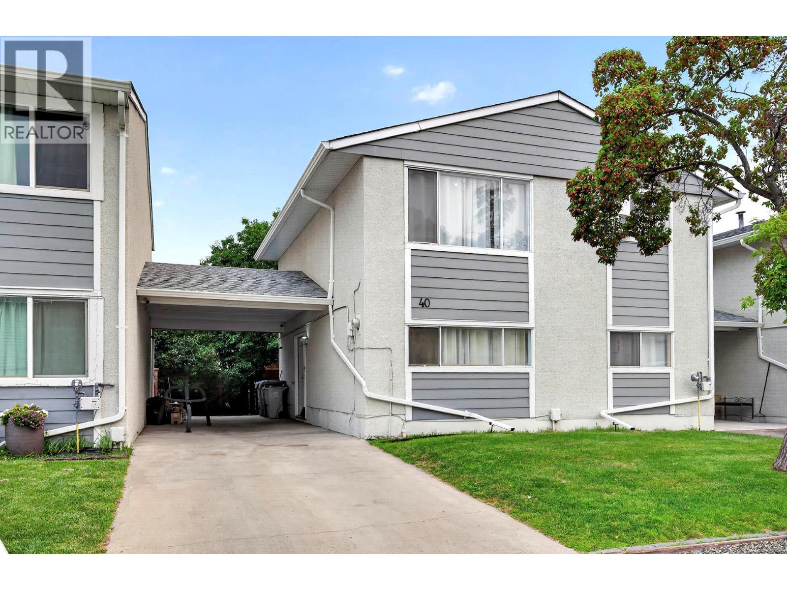 MLS® listing #30136401 for sale located at 800 Valhalla Drive Unit# 40