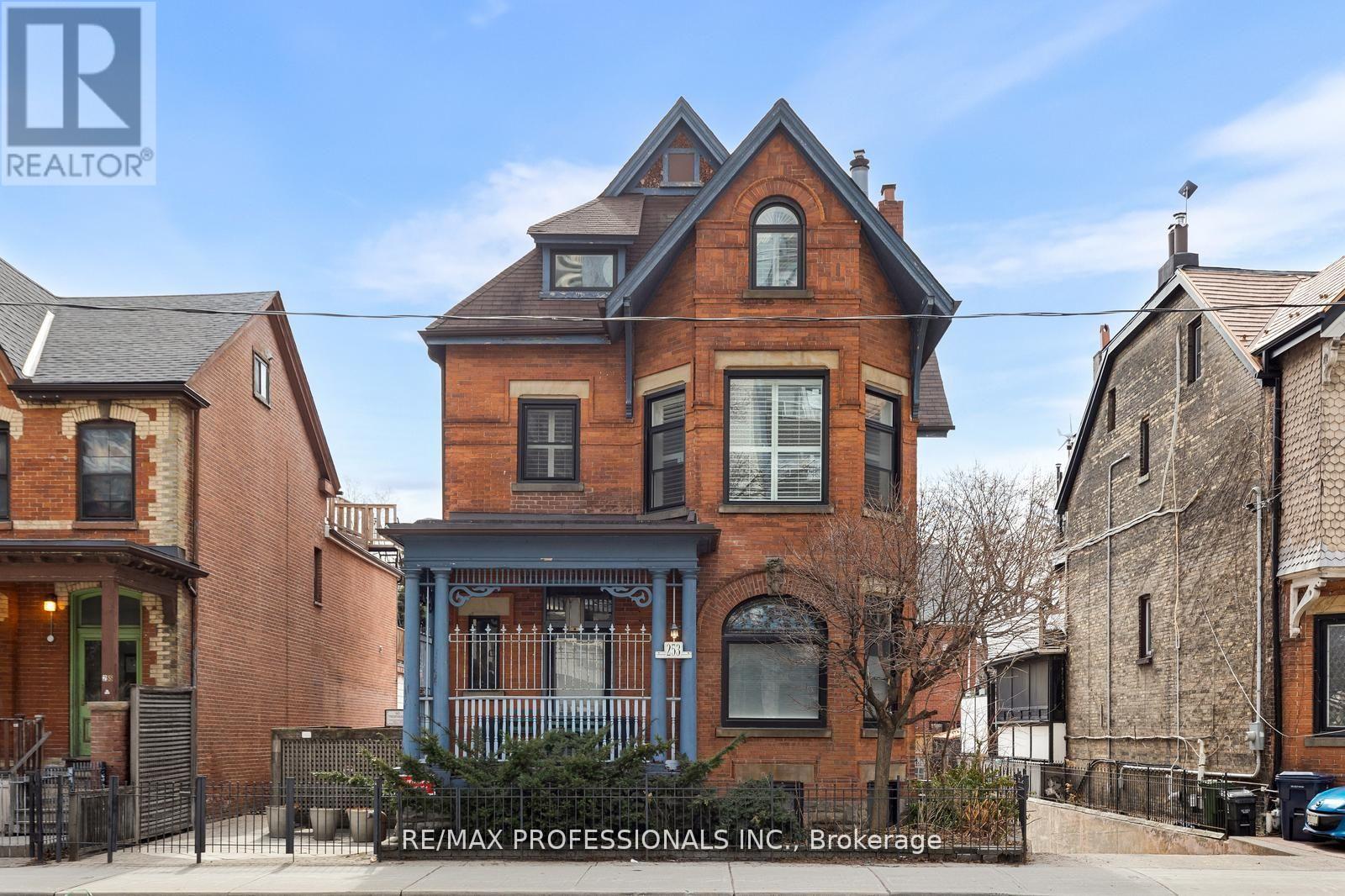 MLS® listing #30136920 for sale located at C - 253 WELLESLEY STREET E
