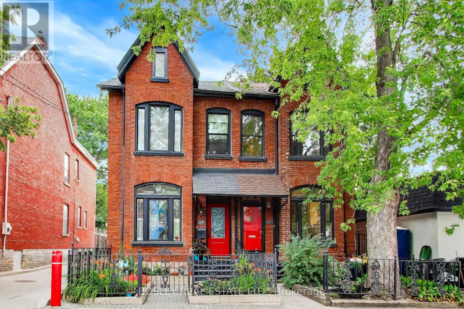 MLS® listing #30137282 for sale located at 295 SEATON STREET