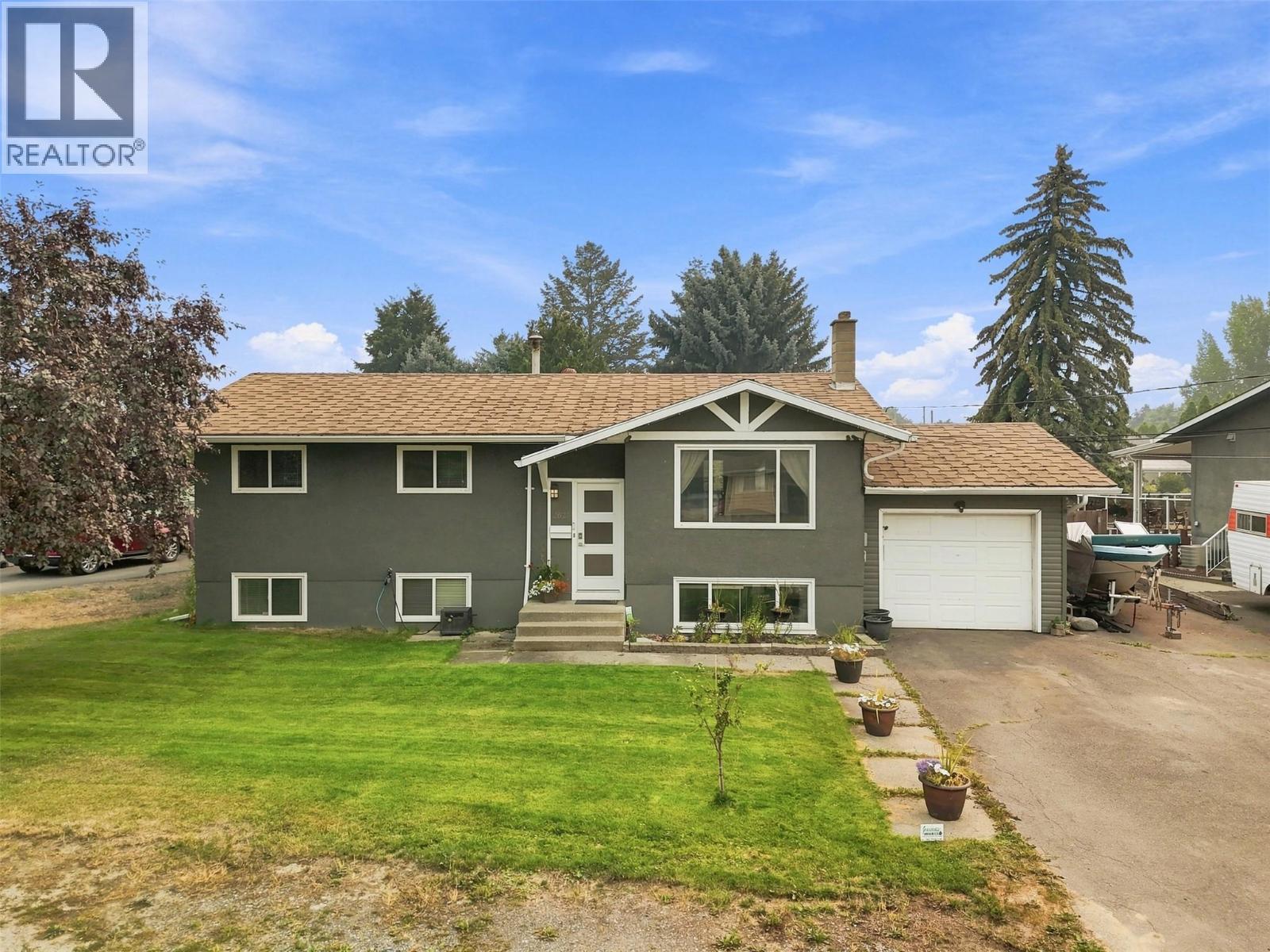 MLS® listing #30137424 for sale located at 2623 Sandpiper Drive