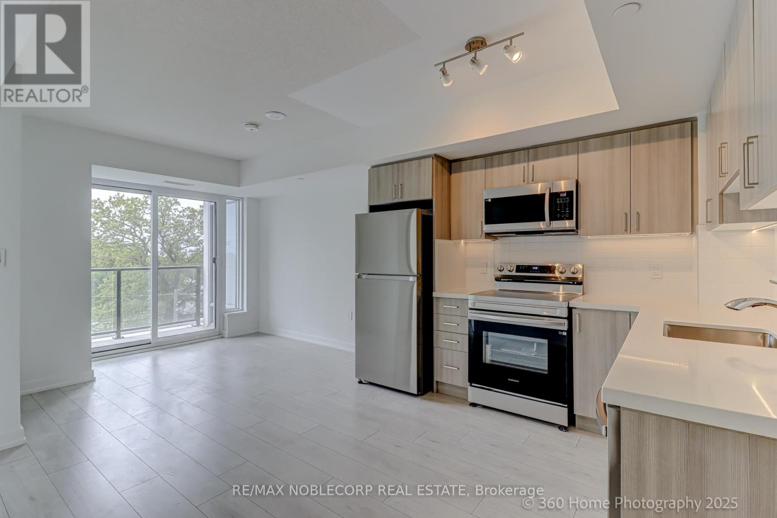 MLS® listing #30138535 for sale located at 508 - 556 MARLEE AVENUE