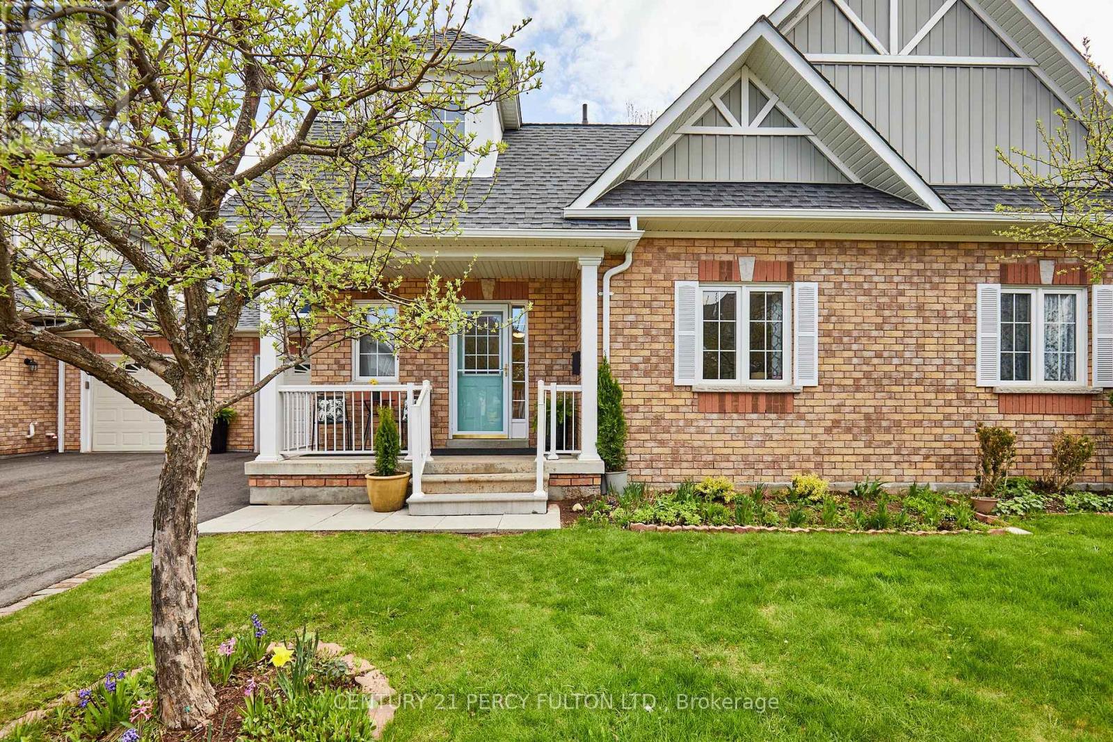 MLS® listing #30139514 for sale located at G7 - 7 GIDLEY LANE