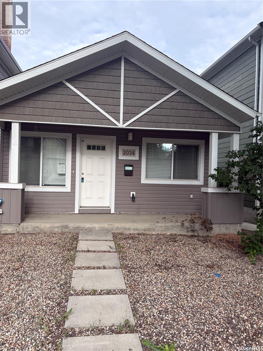 MLS® listing #30139699 for sale located at 2034 St John STREET