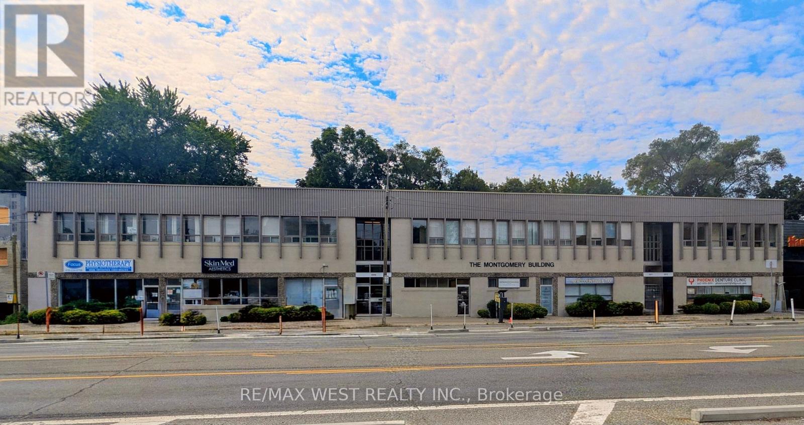 MLS® listing #30139985 for sale located at 205 - 3269 BLOOR STREET W