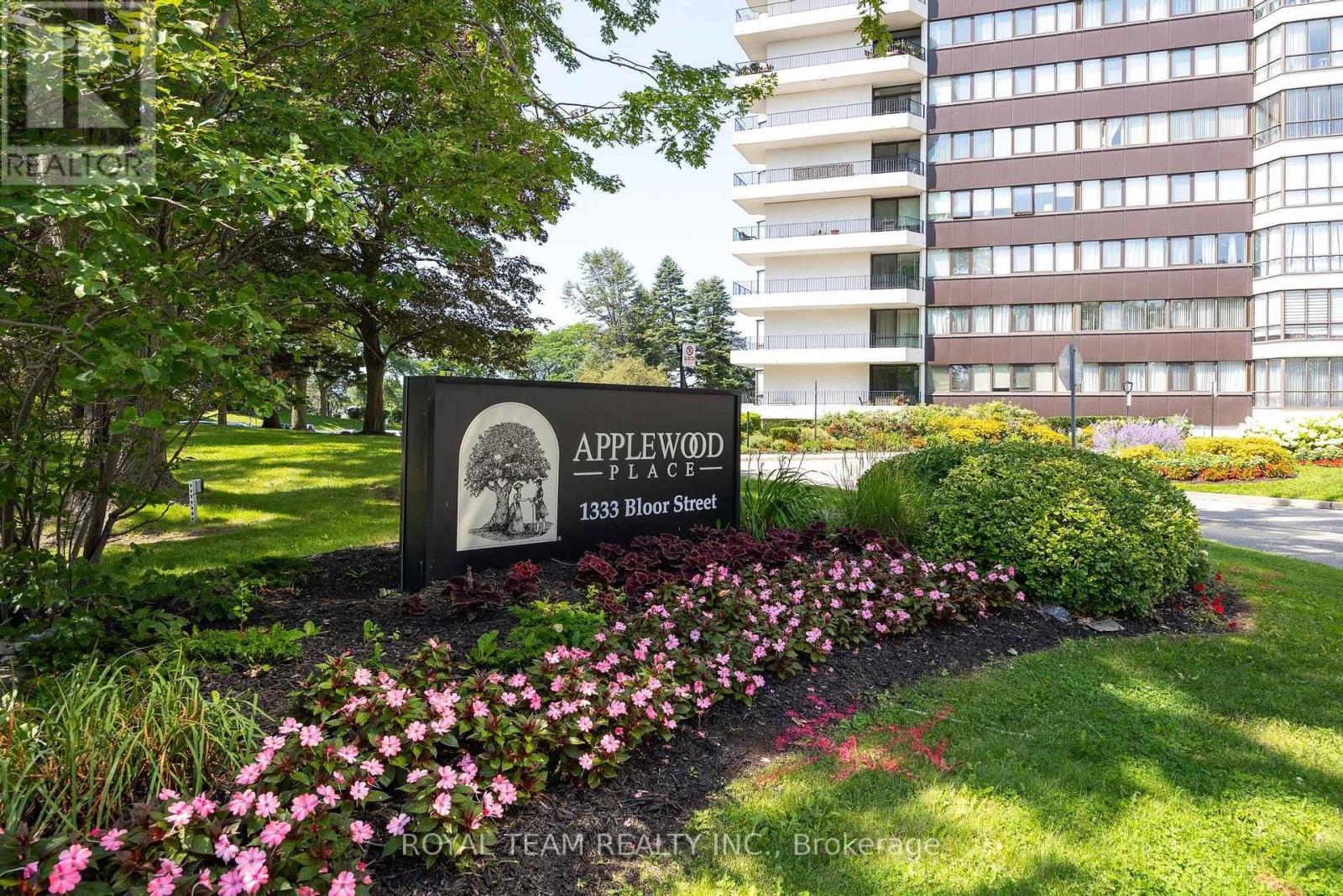 MLS® listing #30140855 for sale located at 2004 - 1333 BLOOR STREET