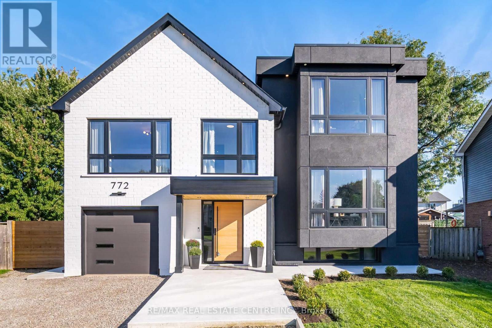 MLS® listing #30144872 for sale located at 772 BANTING COURT