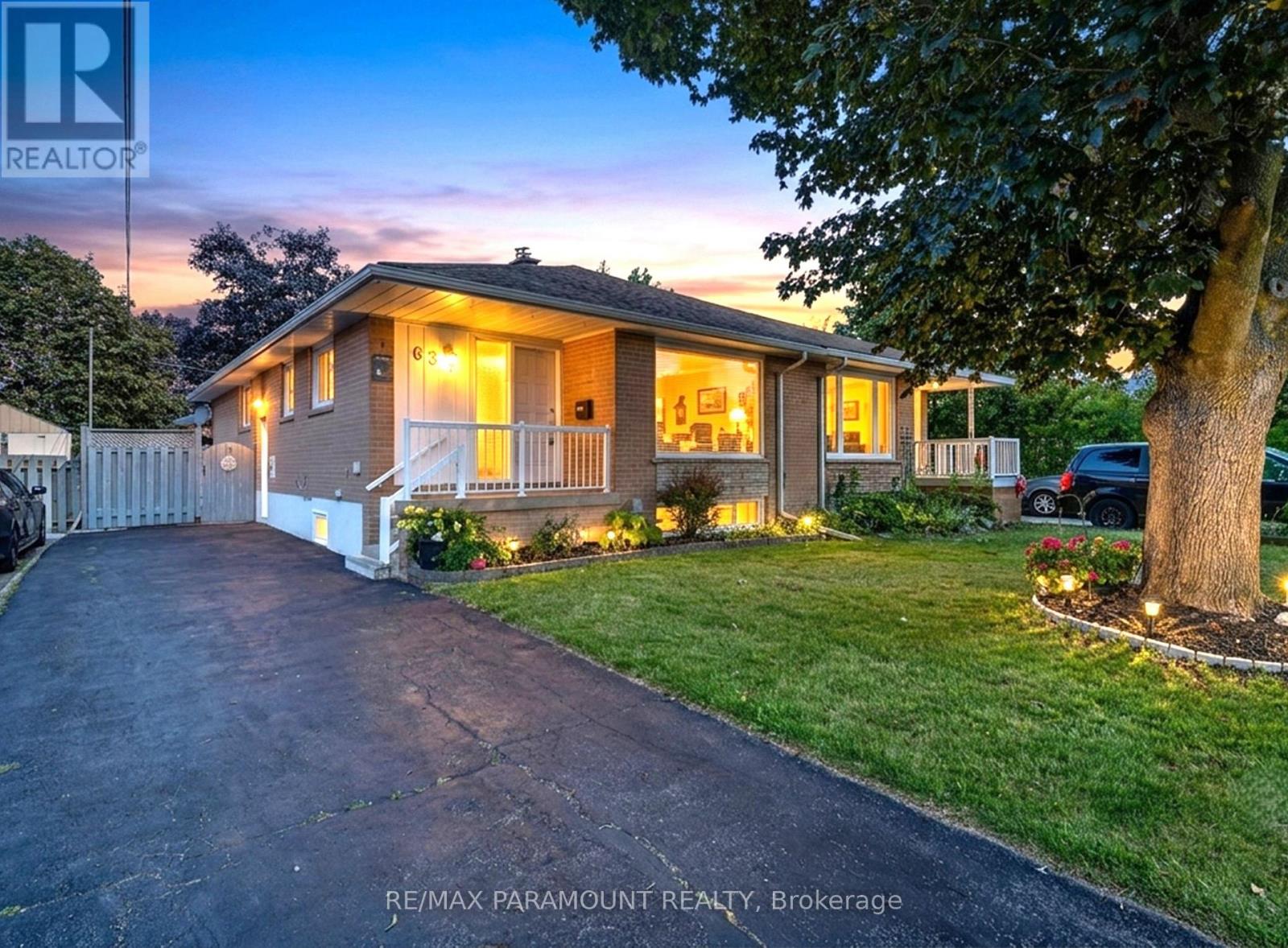 MLS® listing #30144876 for sale located at 63 ARGYLE CRESCENT