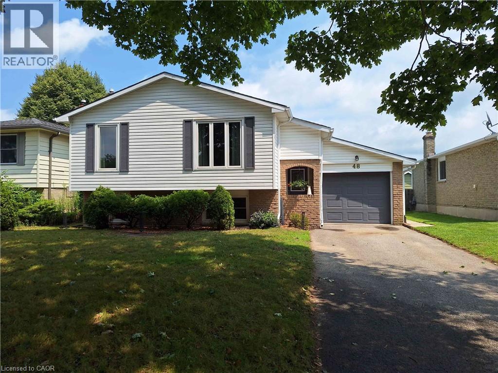 MLS® listing #30145312 for sale located at 48 CRESTLYNN Crescent