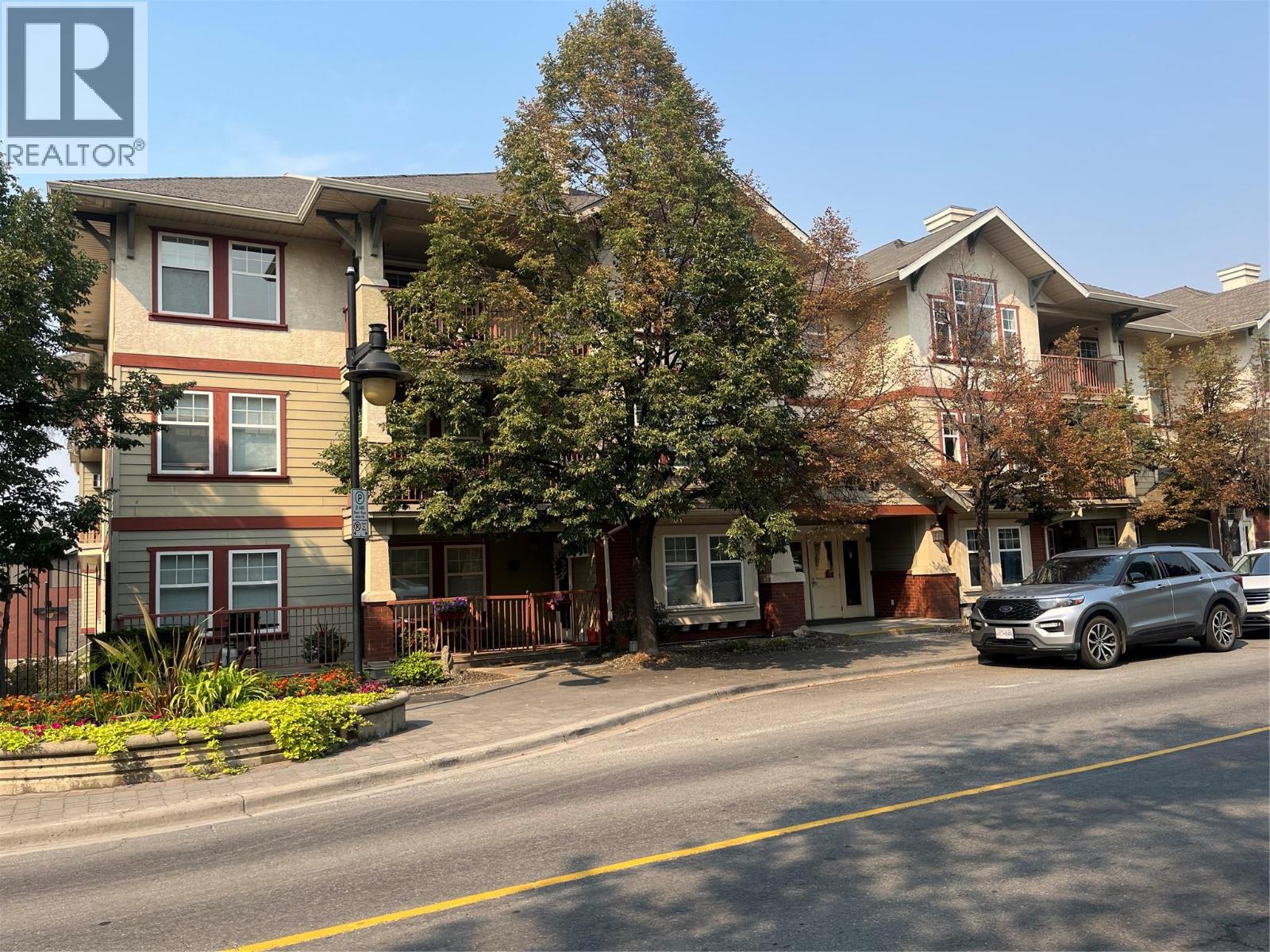 MLS® listing #30147753 for sale located at 490 Lorne Street Unit# 209