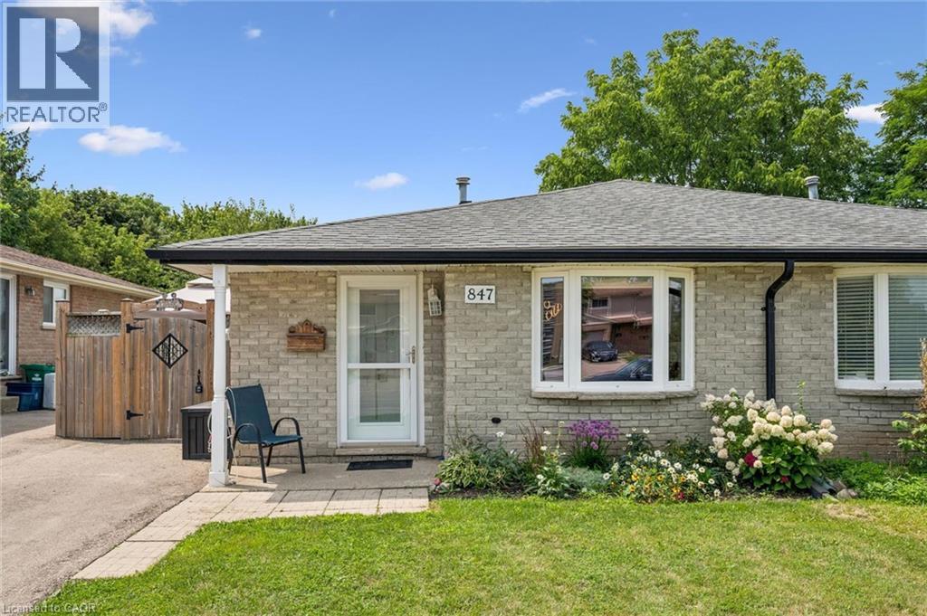 MLS® listing #30148094 for sale located at 847 DOON VILLAGE Road