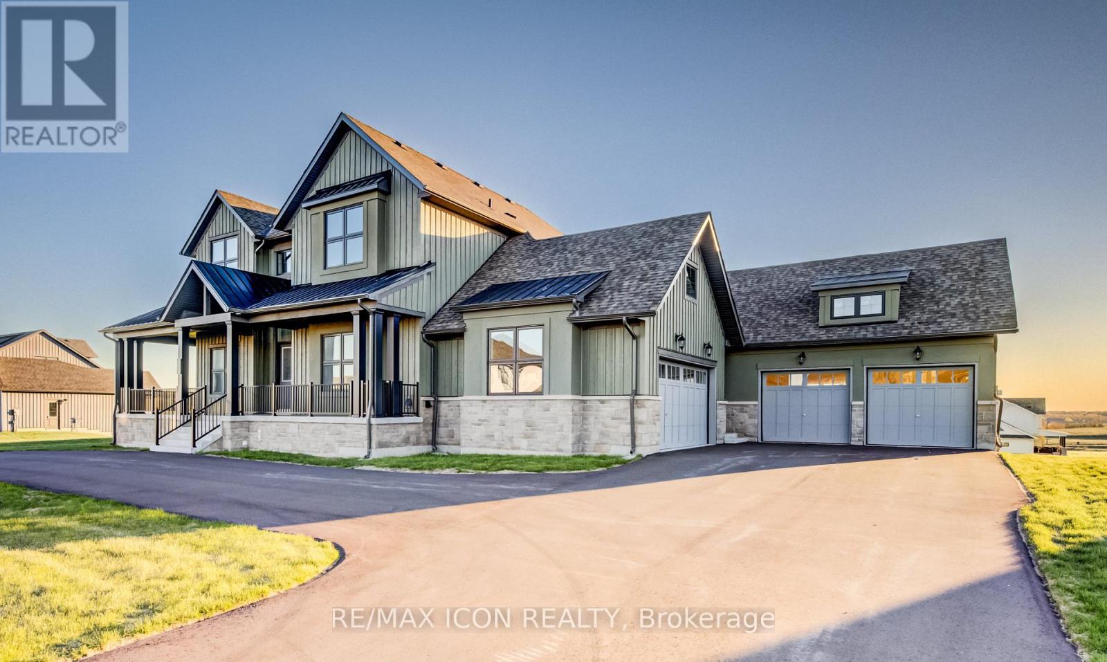 MLS® listing #30148708 for sale located at 55 WILLIAM CRISP DRIVE E