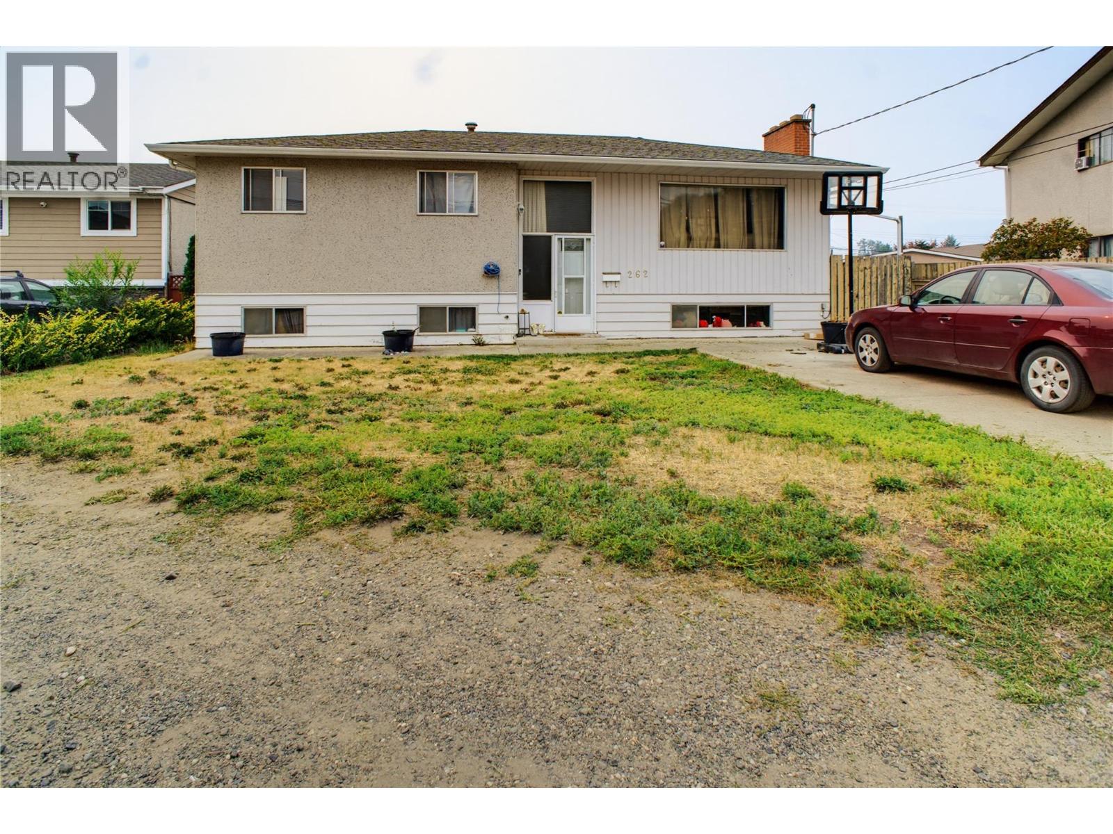 MLS® listing #30148823 for sale located at 262 HOLLY Avenue