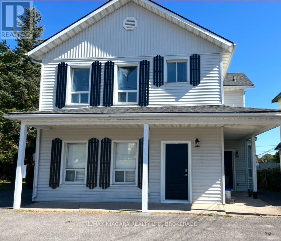 MLS® listing #30148986 for sale located at UNIT 3 - 4674 ZIMMERMAN AVENUE