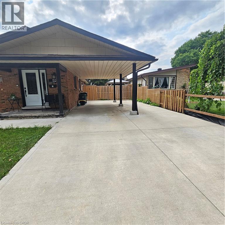 MLS® listing #30149310 for sale located at 52 SELKIRK Court Unit# 2