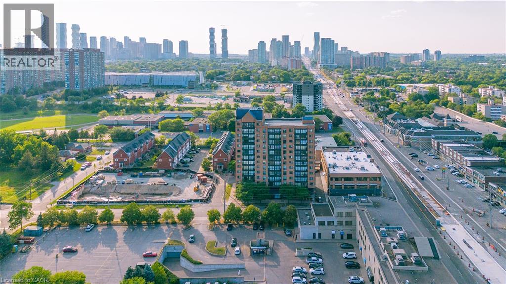 MLS® listing #30149498 for sale located at 25 AGNES Street Unit# 202