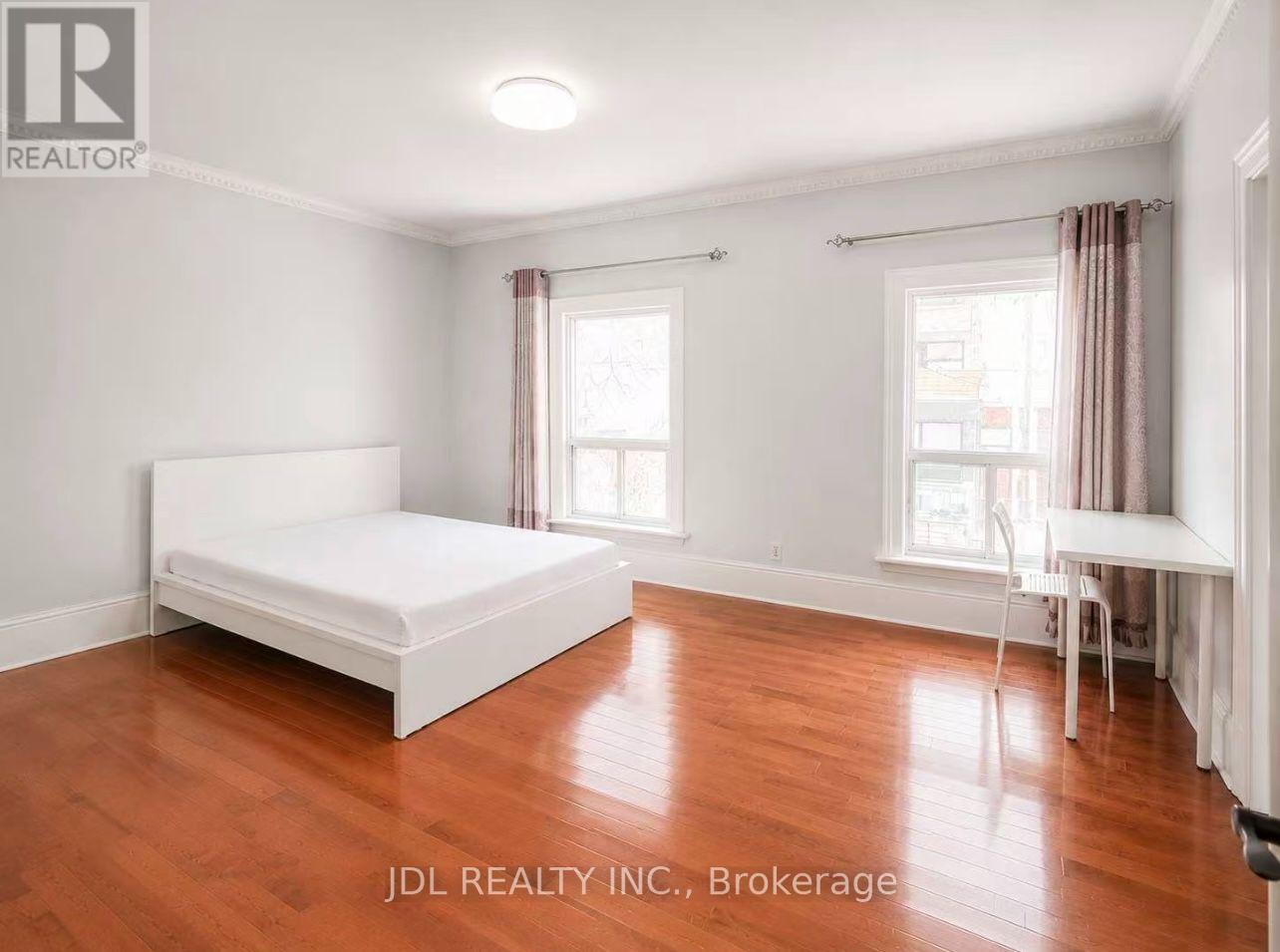 MLS® listing #30149553 for sale located at SUITE A, 2ND FLOOR - 60 GRANGE AVE TORONTO M5T 1C9 AVENUE