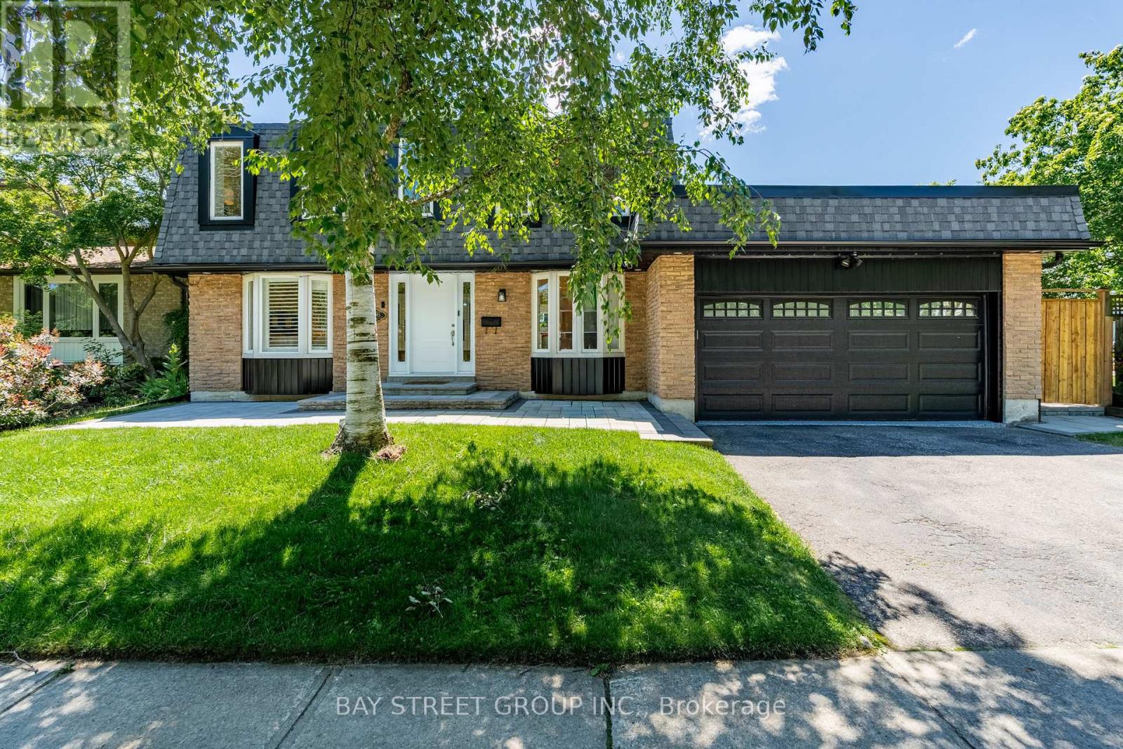 MLS® listing #30149597 for sale located at 2366 DEVON ROAD
