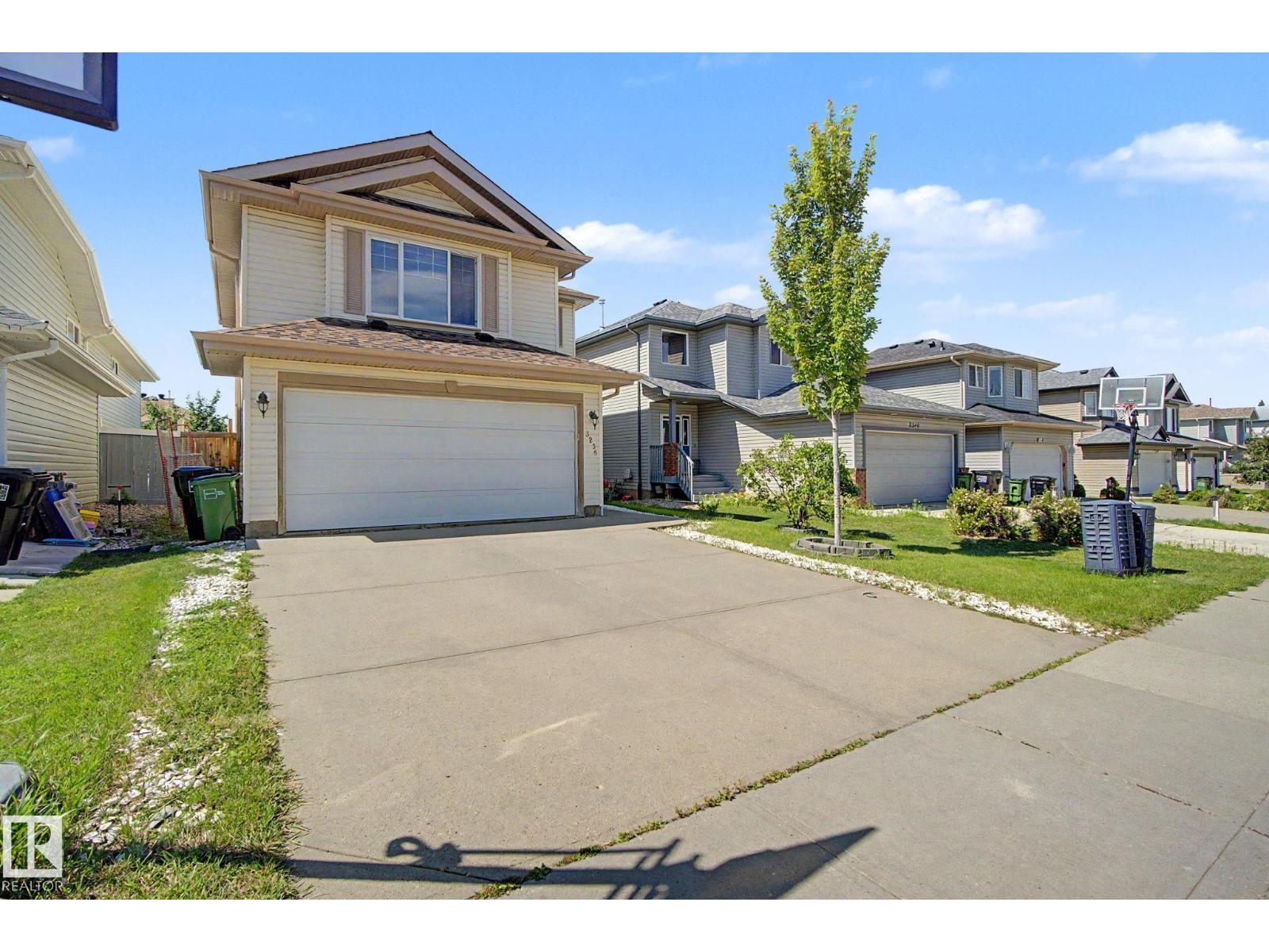 MLS® listing #30149608 for sale located at 3236 21 ST NW