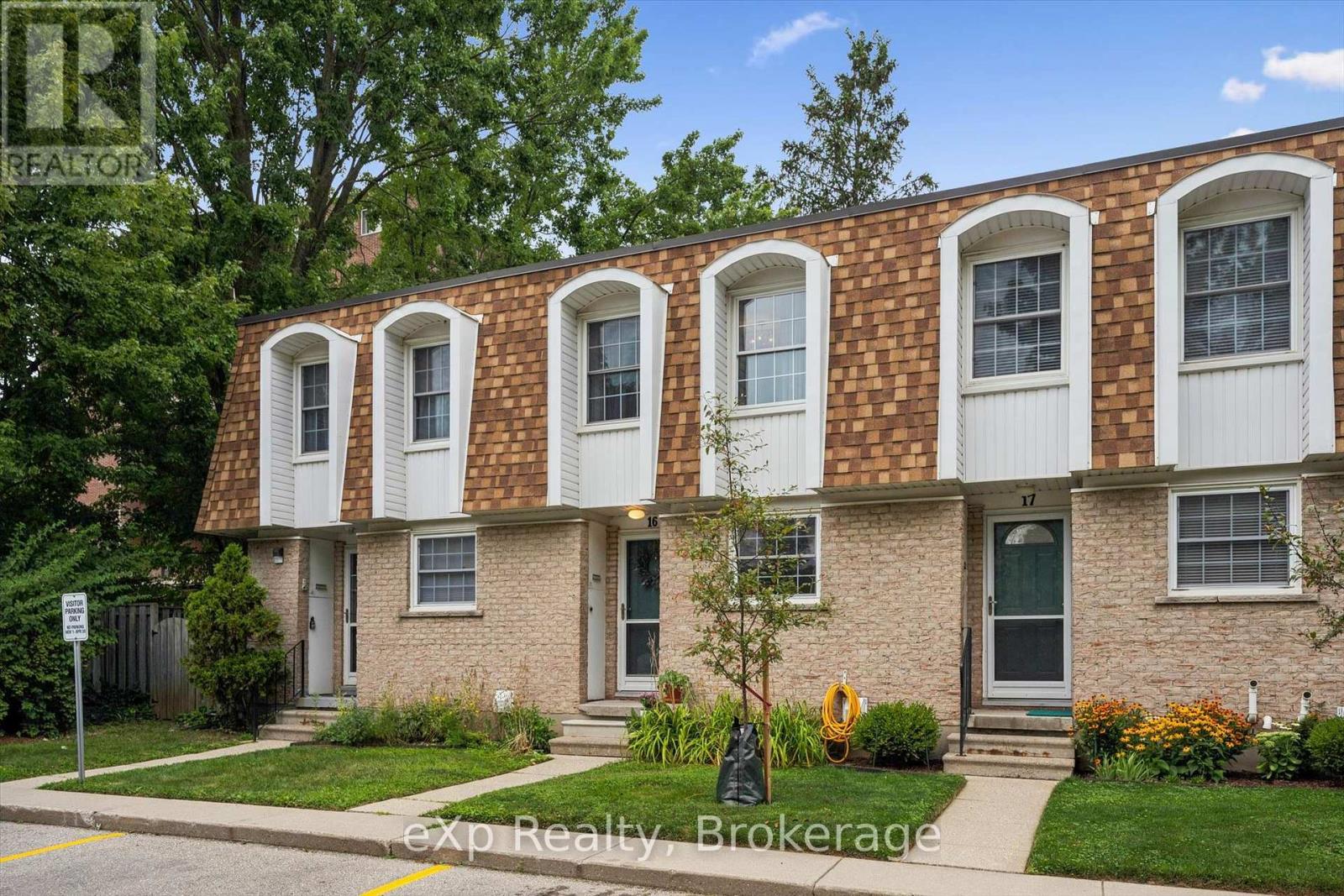 MLS® listing #30149833 for sale located at 16 - 383 EDINBURGH ROAD S