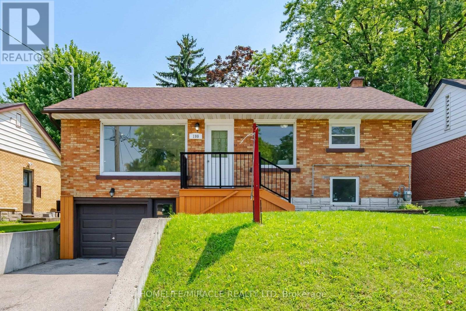 MLS® listing #30150657 for sale located at 199 ALLEN STREET E