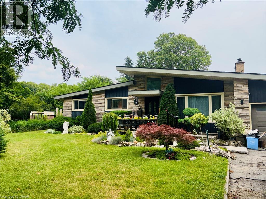 MLS® listing #30151637 for sale located at 4400 PETRIE Court
