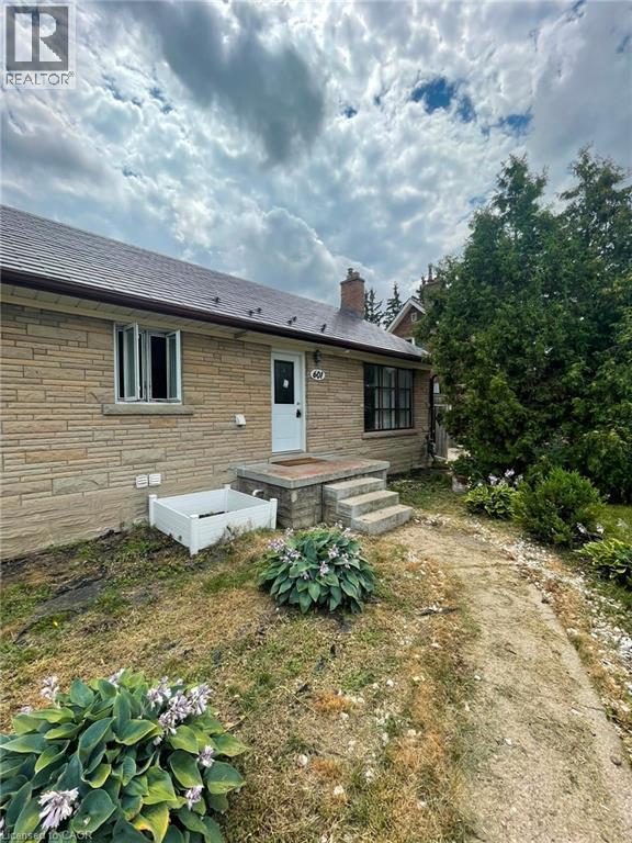 MLS® listing #30152074 for sale located at 601 FREDERICK Street Unit# Upper