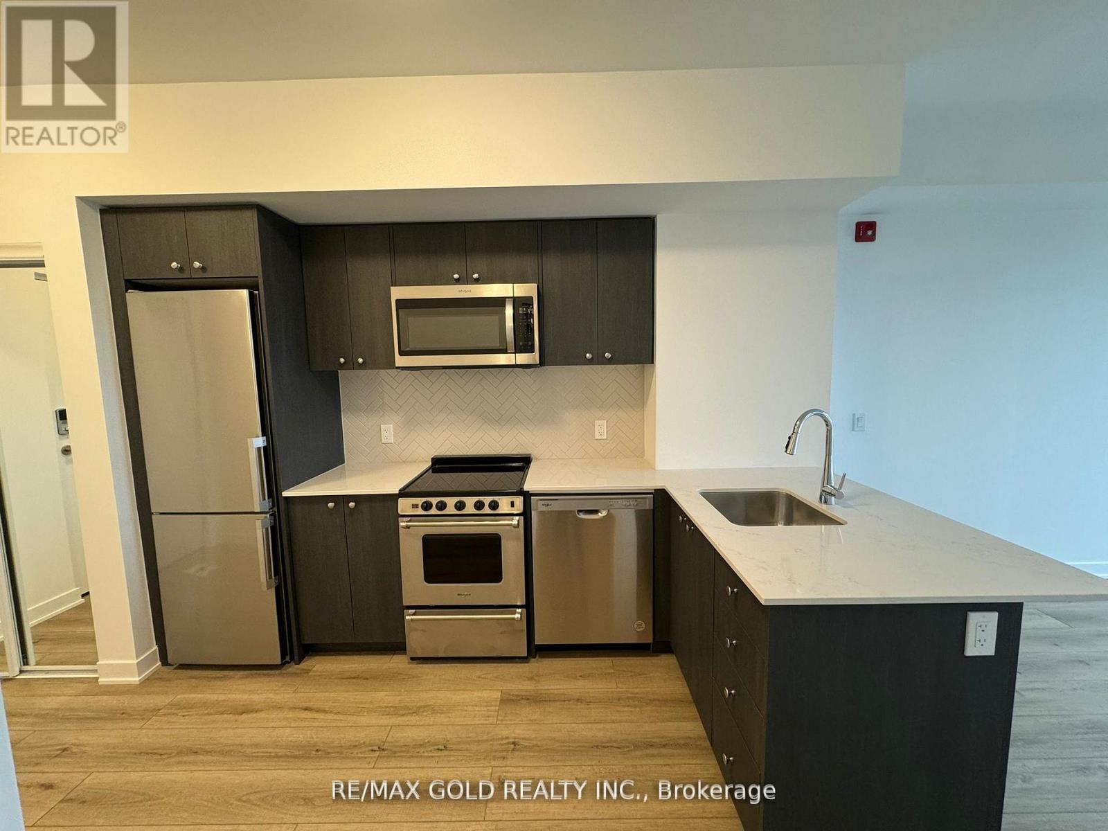 MLS® listing #30153989 for sale located at 515 - 312 ERB STREET W