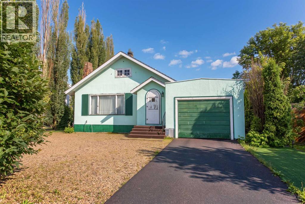 MLS® listing #30154065 for sale located at 5423 50 Avenue