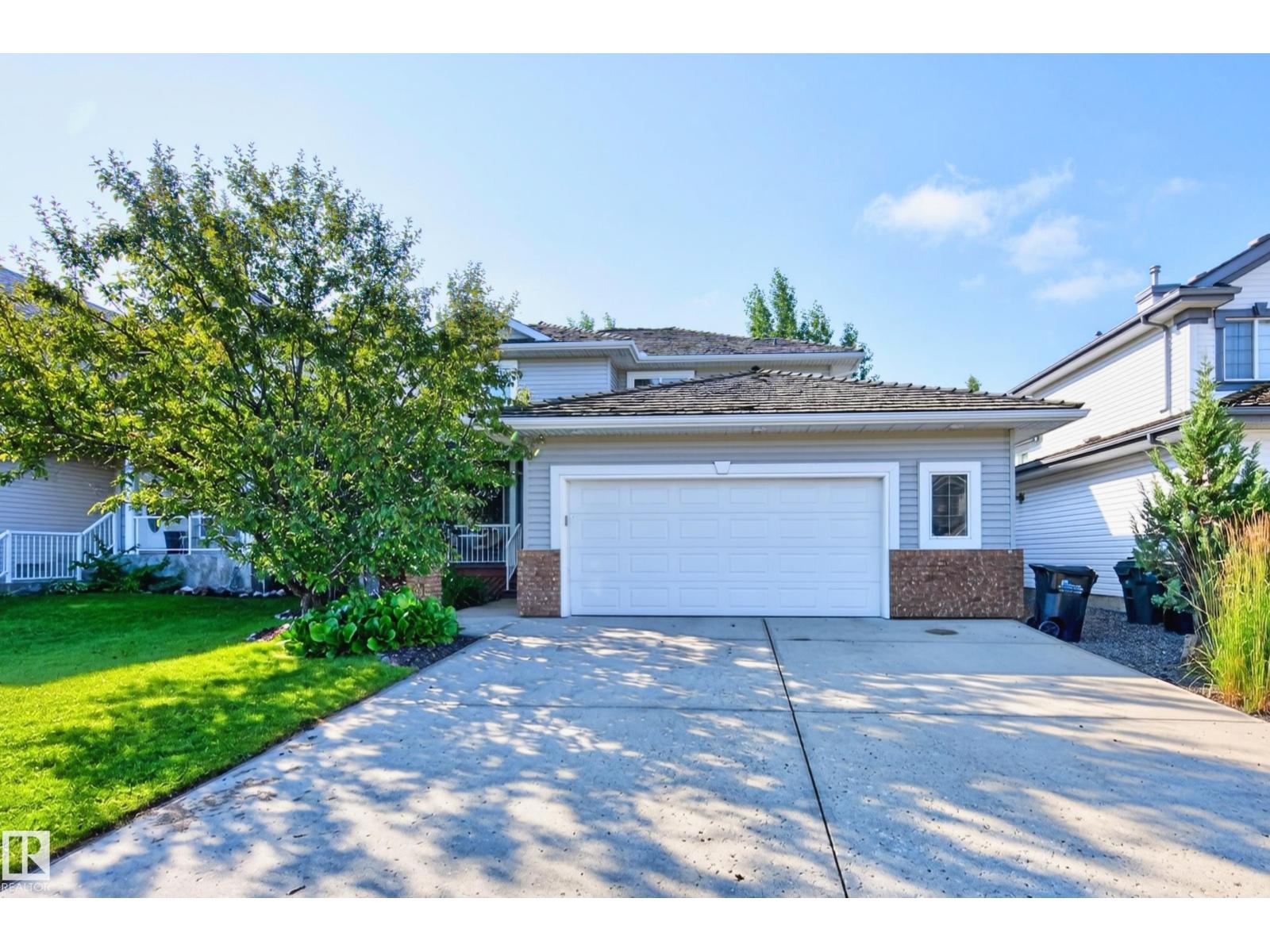 MLS® listing #30156030 for sale located at 39 Nottingham IN