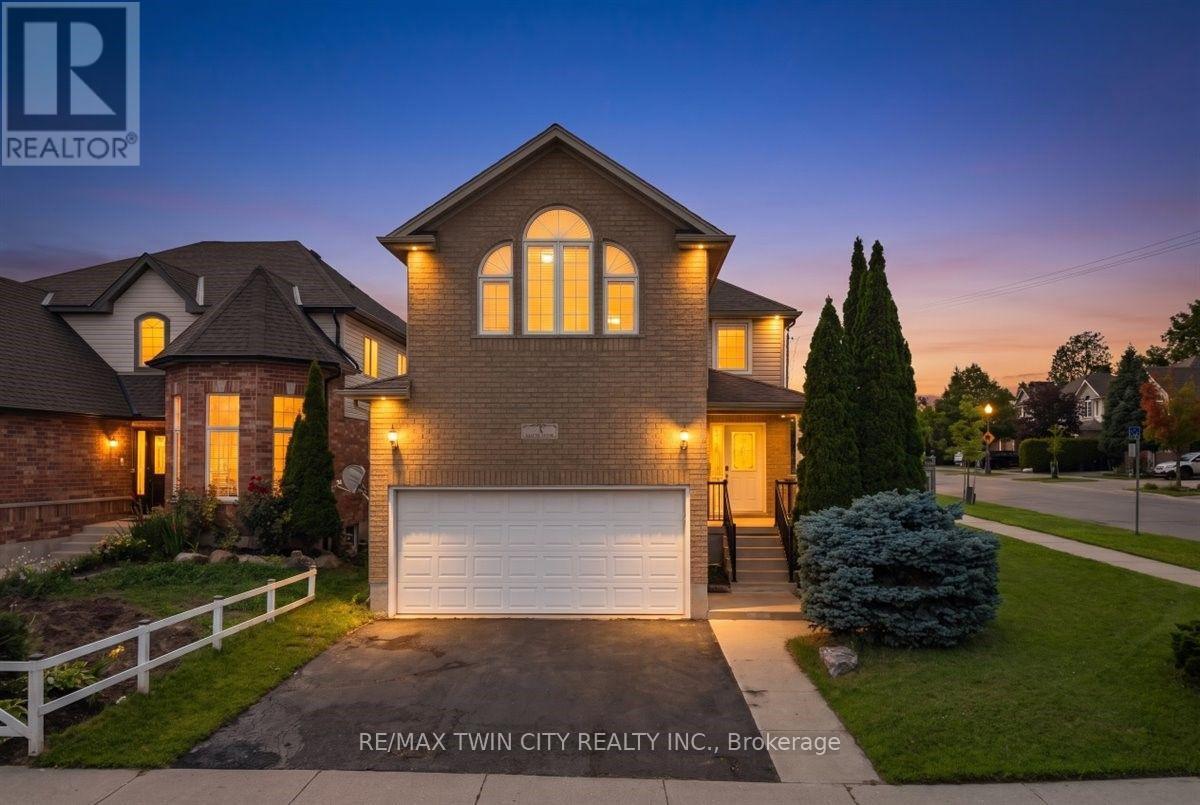 MLS® listing #30157459 for sale located at 3 APPLE RIDGE DRIVE