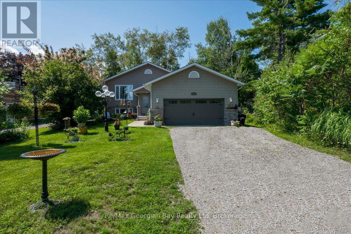 MLS® listing #30158118 for sale located at 110 MASKINONGE ROAD