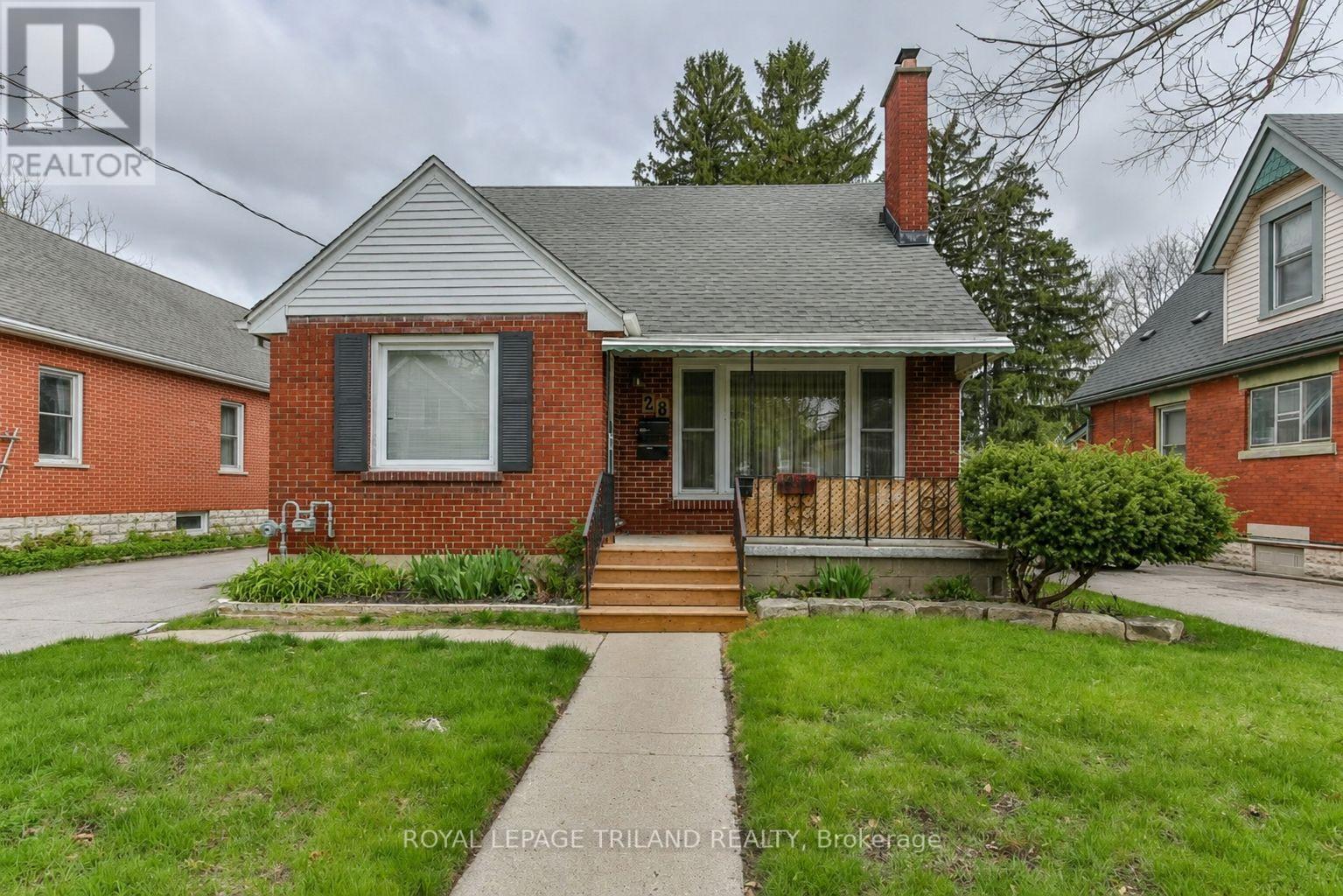 MLS® listing #30159995 for sale located at 28 BEATTIE AVENUE
