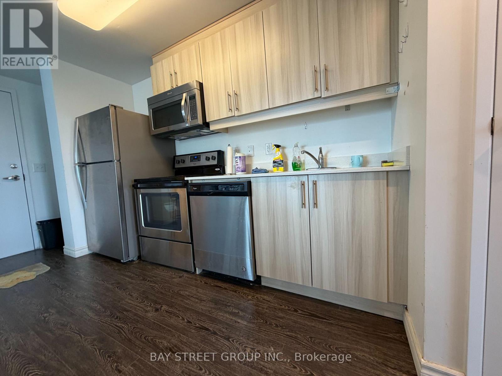 MLS® listing #30160073 for sale located at 1101 - 158 KING STREET N STREET