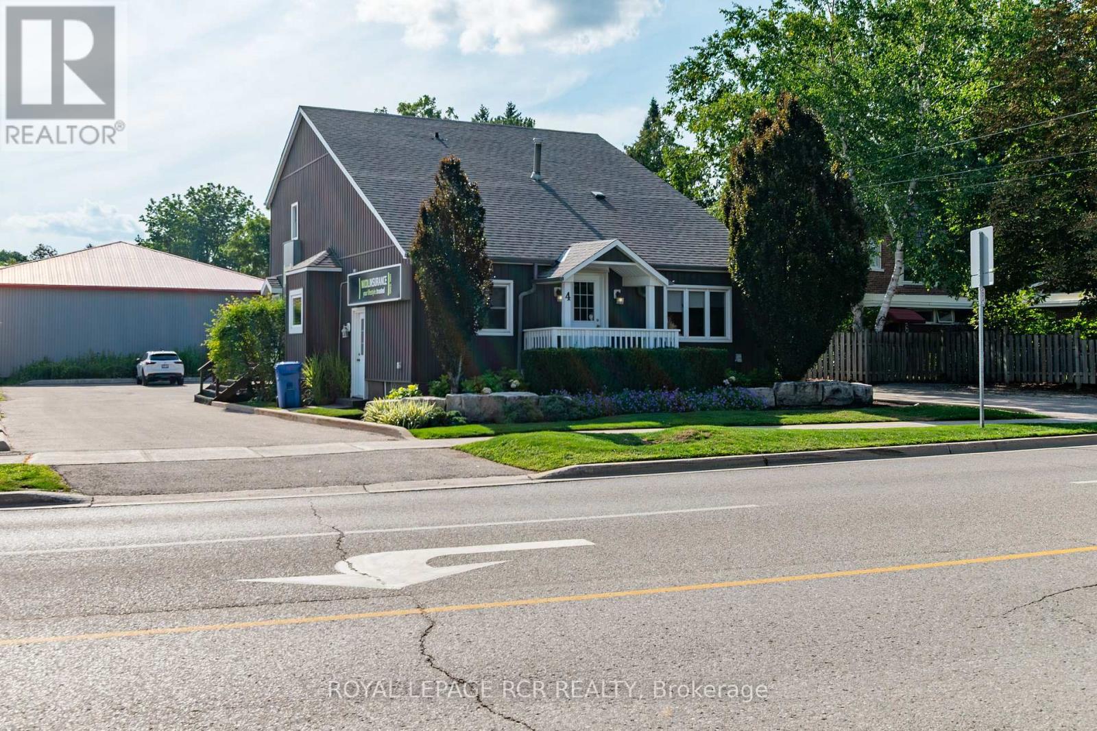 MLS® listing #30160106 for sale located at 4 CLARA STREET