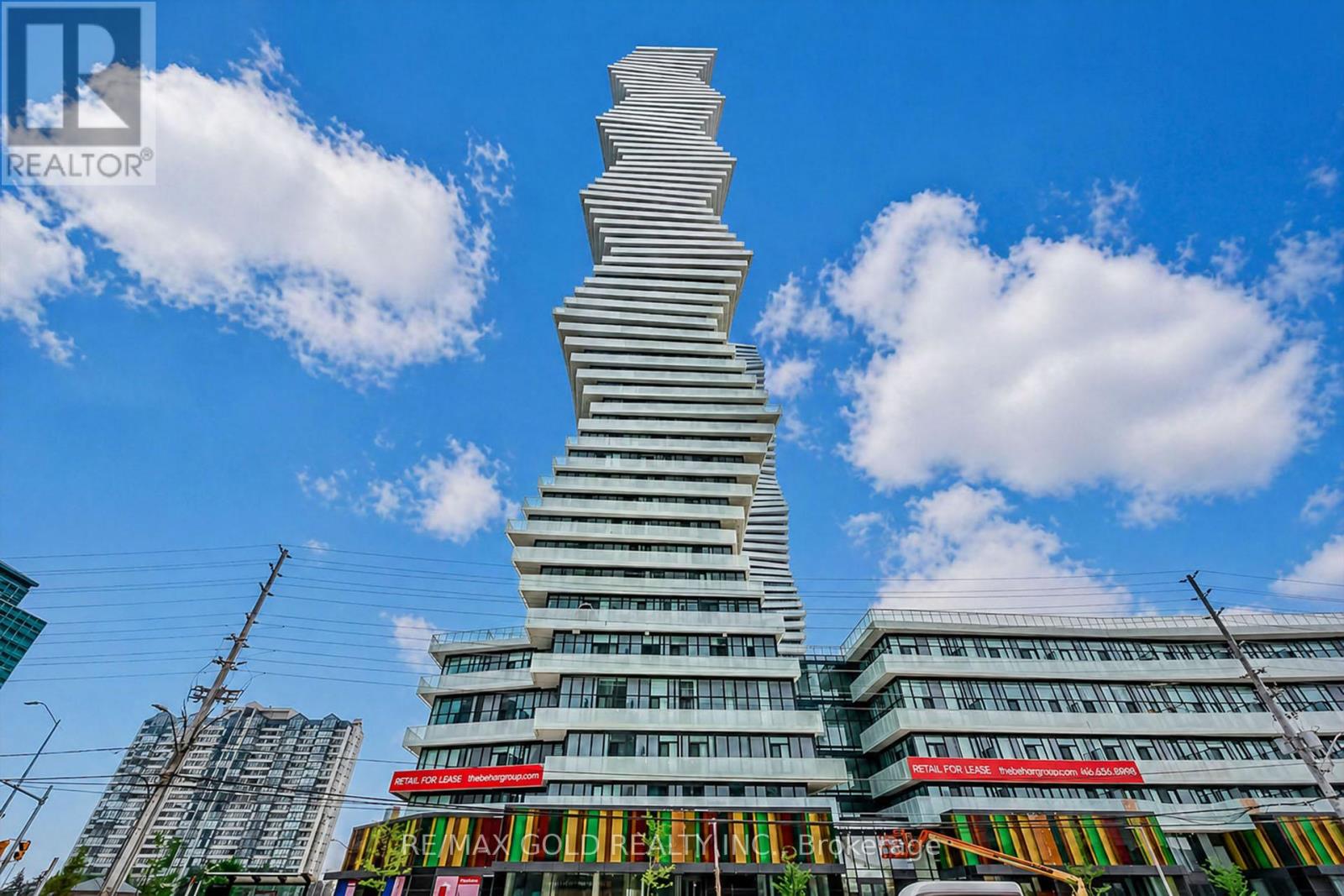 MLS® listing #30160271 for sale located at 809 - 3900 CONFEDERATION PARKWAY