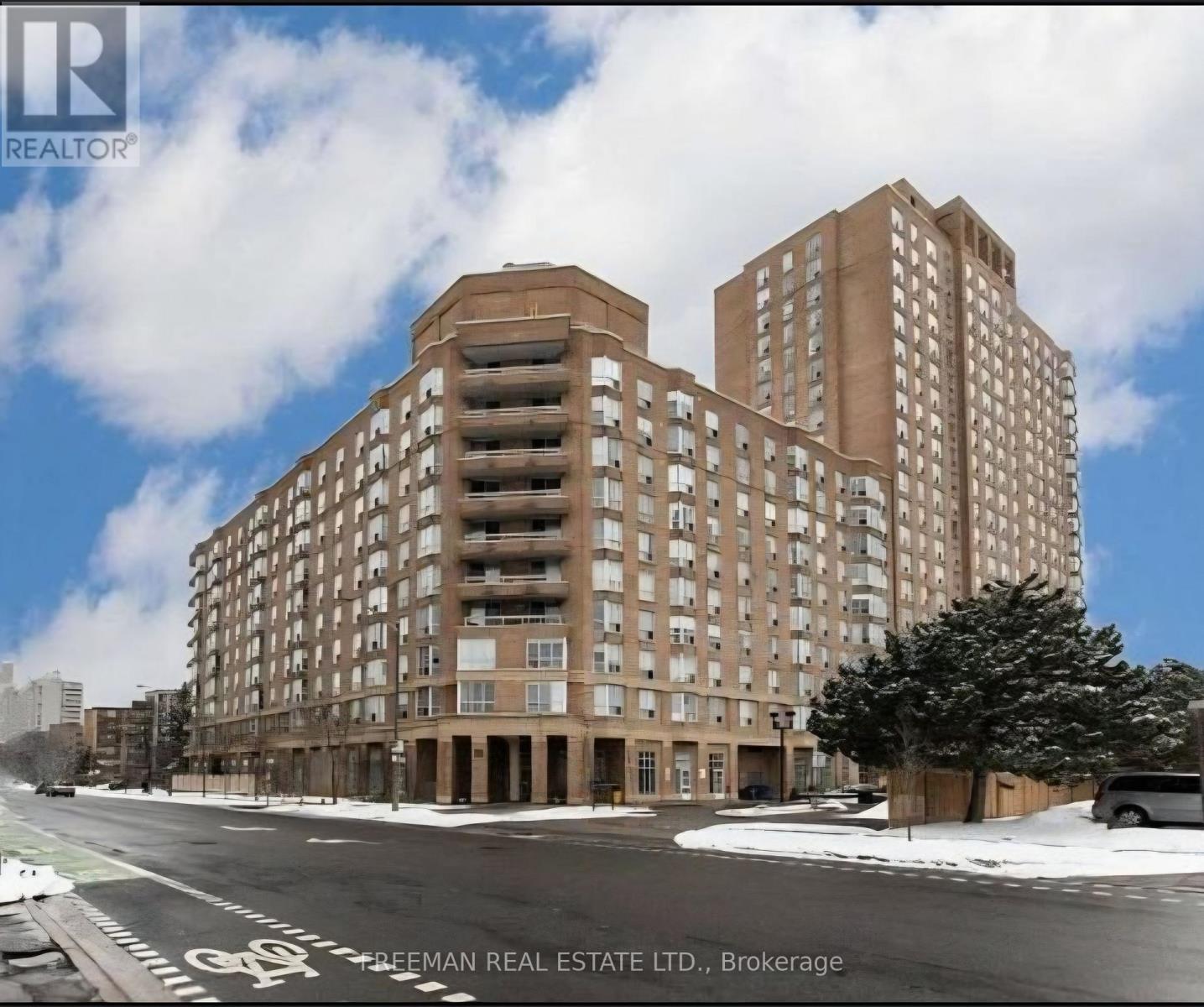 MLS® listing #30160399 for sale located at 910 - 11 THORNCLIFFE PARK DRIVE