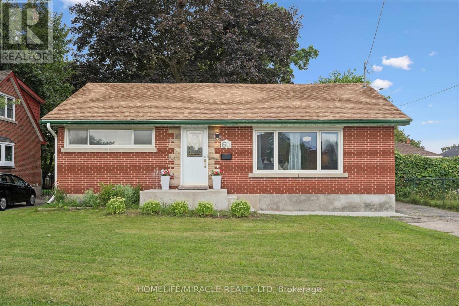 MLS® listing #30161056 for sale located at 60 EDINBURGH ROAD