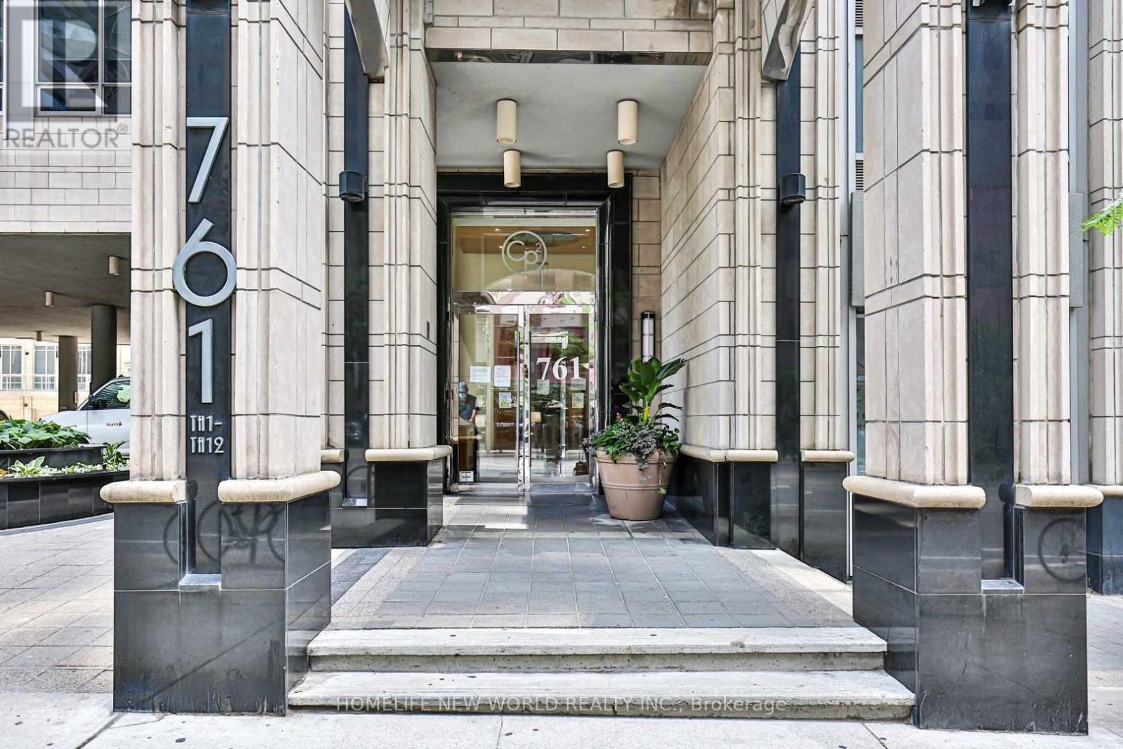 MLS® listing #30161403 for sale located at 3201 - 761 BAY STREET