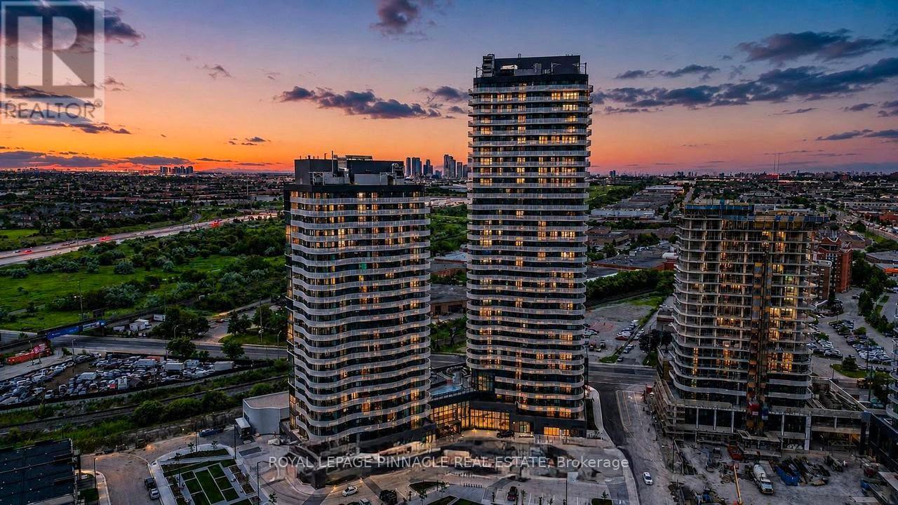 MLS® listing #30161433 for sale located at 1303 - 10 FLAVELLE TRAIL