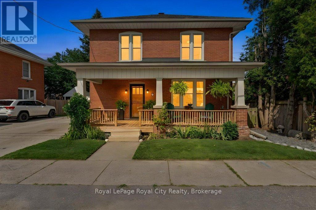 MLS® listing #30161504 for sale located at 9 WILBUR STREET N