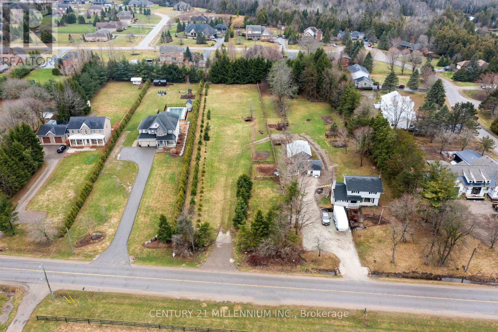 MLS® listing #30161678 for sale located at 5358 NINTH LINE