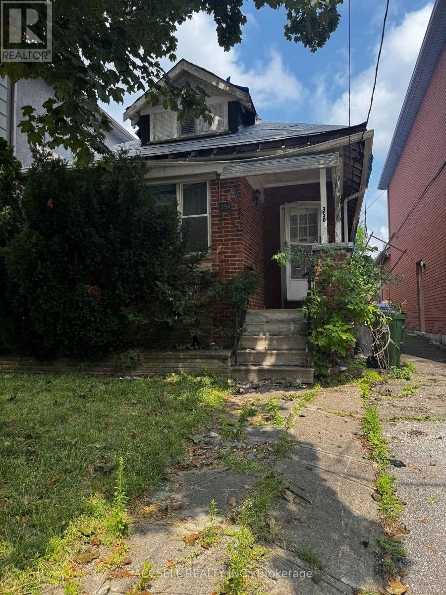 MLS® listing #30162317 for sale located at 350 BELSIZE DRIVE