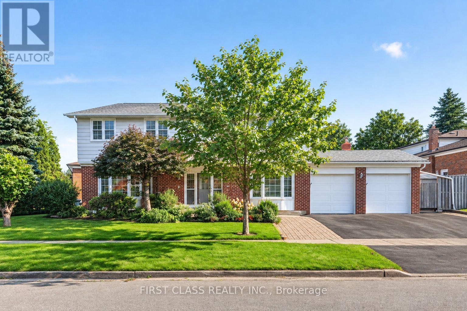 MLS® listing #30162324 for sale located at 58 BRIARSCROSS BOULEVARD