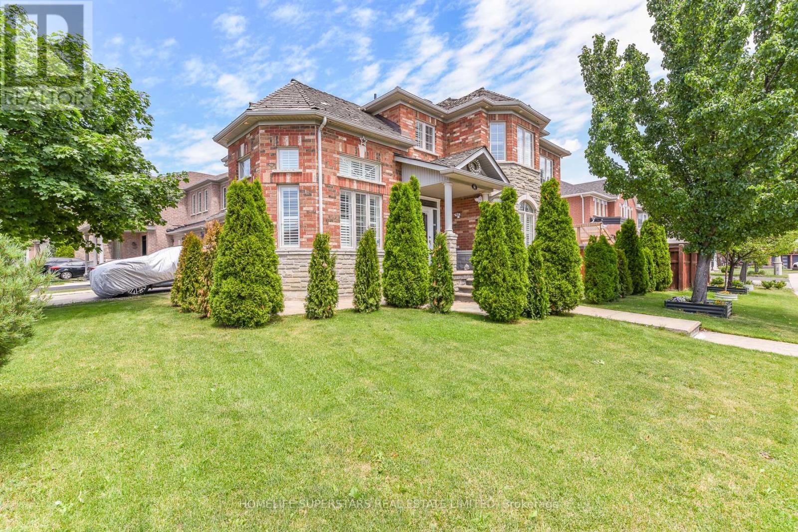MLS® listing #30162334 for sale located at 36 LUCKY LANE