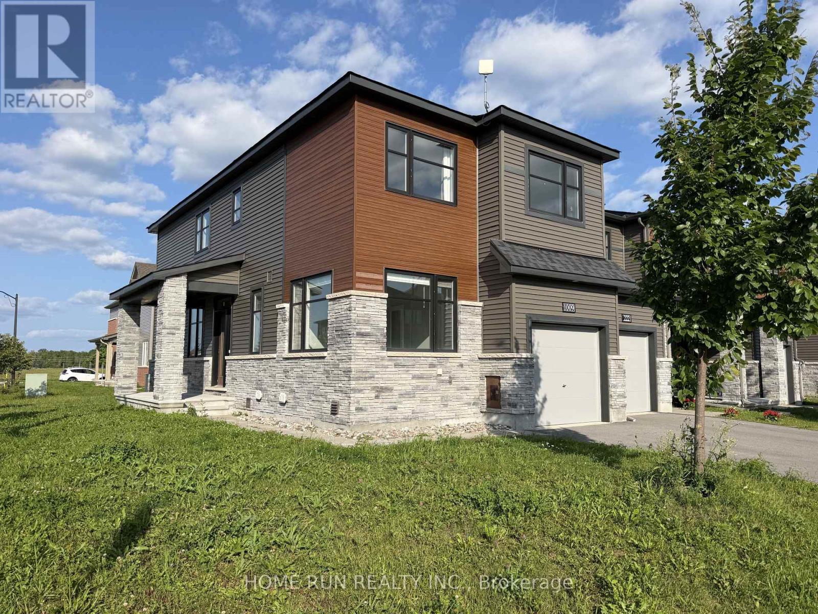 MLS® listing #30162343 for sale located at 1009 BALLYHALE HEIGHTS