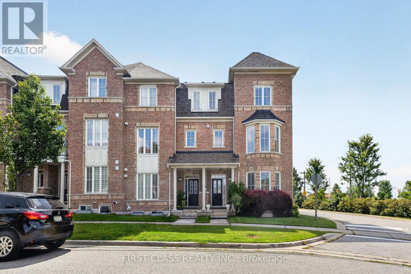 MLS® listing #30162352 for sale located at 67 WALTER SCOTT CRESCENT
